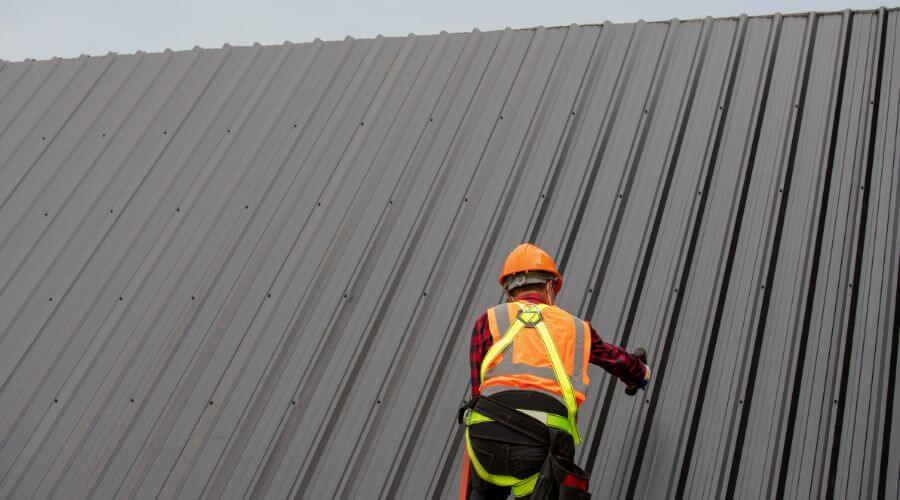 Professional metal roof installation services in Saulsbury, TN